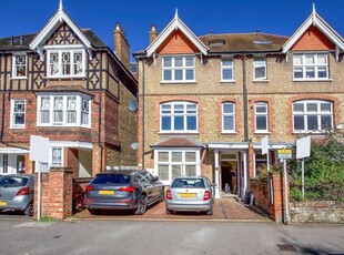 1 bedroom apartment for sale in London Road, Guildford, Surrey, GU1