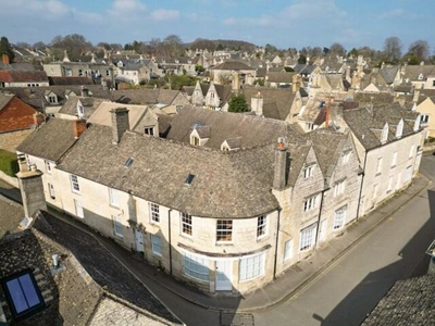10 Bedroom House Painswick Gloucestershire