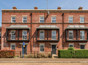 2 bedroom apartment for sale in Bowthorpe Drive, Brockworth, Gloucester, Gloucestershire, GL3