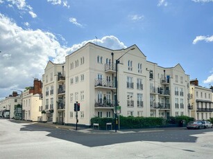 2 bedroom apartment for sale in Regent Street, Leamington Spa, CV32