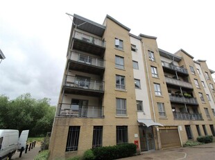 2 bedroom apartment for sale in Yeoman Close, Ipswich, IP1