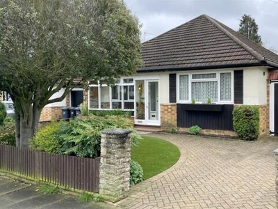 2 Bedroom Bungalow Enfield Great London