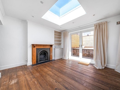 2 bedroom Flat for sale in King Street, Hammersmith W6