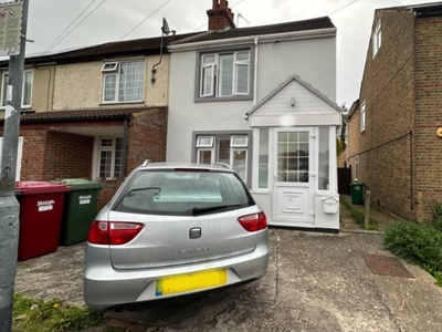 3 Bed House For Sale in Slough, Berkshire, SL1 - 5426458