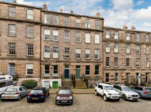 3 Bedroom Apartment Edinburgh City Of Edinburgh