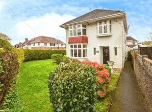 3 bedroom detached house for sale in Glanmor Park Road, Sketty, Swansea, SA2