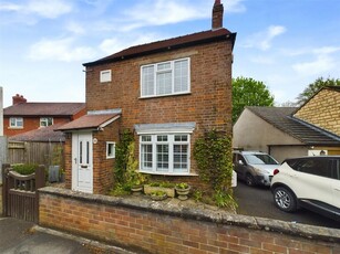 3 bedroom detached house for sale in Painswick Road, Matson, Gloucester, GL4