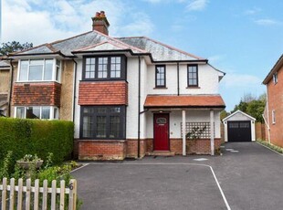 3 Bedroom House Lymington Hampshire