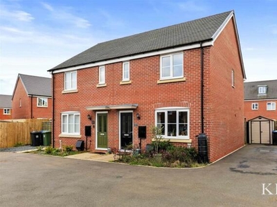 3 Bedroom House Meon Vale Meon Vale