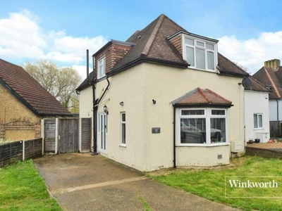 3 Bedroom House Surrey Greater London