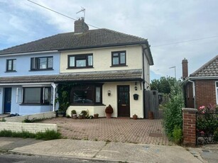 3 Bedroom House Walton On The Naze Essex