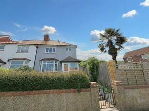 3 bedroom semi-detached house for sale in Longland Road, Eastbourne, BN20