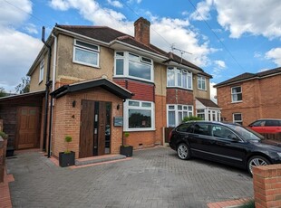 3 bedroom semi-detached house for sale in Shirley, SO15