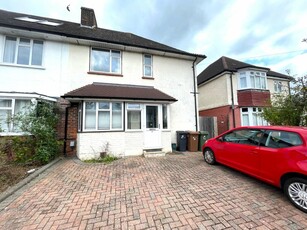 3 bedroom semi-detached house for sale in Weston Road, Guildford, GU2