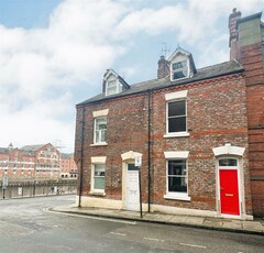 3 bedroom terraced house for sale in Lower Friargate, Off Clifford Street, YO1
