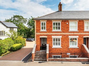 4 bedroom detached house for sale in Charlotte Terrace, Addison Road, Guildford, Surrey, GU1
