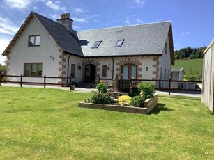 4 Bedroom House Auchbreck Auchbreck