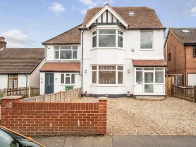 4 Bedroom House Carshalton Greater London