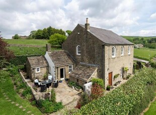 4 Bedroom House Chinley Chinley