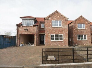 4 Bedroom House Driffield Gloucestershire