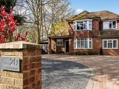 4 Bedroom House Farnborough Hampshire