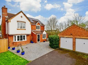 4 Bedroom House Westbourne Westbourne