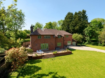 5 Bed House For Sale in Fair Oak, Thatcham, RG19 - 5020556