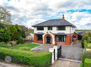 5 bedroom detached house for sale in Kenyon Lane, Croft, Warrington, Cheshire, WA3 4AY, WA3
