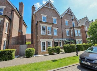 5 Bedroom House Burgess Hill West Sussex