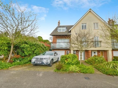 5 Bedroom House Hitchin Hertfordshire