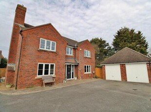 5 Bedroom House Lee On Solent Hampshire