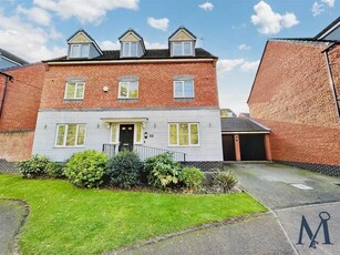 5 Bedroom House Leicester Leicestershire