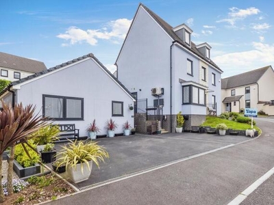 6 Bedroom House Bridgend Bridgend