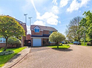 Detached house for sale in Mill End Close, Eaton Bray, Central Bedfordshire LU6