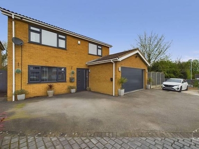 Detached house for sale in Outlands Drive, Hinckley LE10
