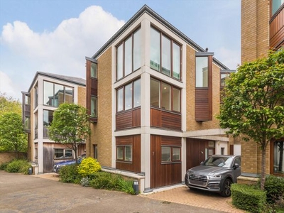 Detached house for sale in Robinswood Mews, London N5