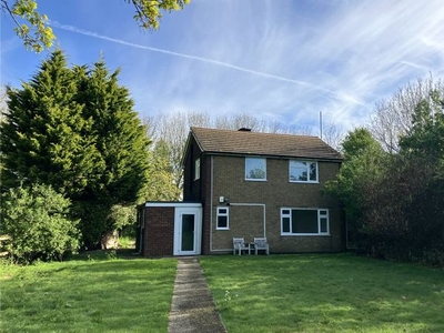Detached house to rent in Broadmead Road, Stewartby, Bedford, Bedfordshire MK43