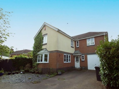 Detached house to rent in Cley Court, Haverhill CB9