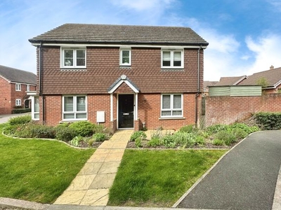 Detached house to rent in Latter Road, Maidstone ME17