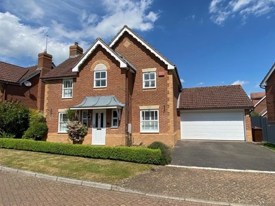 Detached house to rent in Mitchell Road, Kings Hill, West Malling ME19