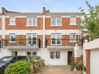 End terrace house for sale in Munster Road, London SW6
