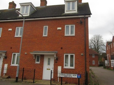 End terrace house to rent in Charlottes Row, Rushden NN10