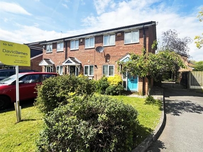 End terrace house to rent in Falcon Close, Lenton, Nottingham NG7