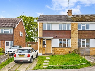End terrace house to rent in Kennedy Avenue, East Grinstead RH19
