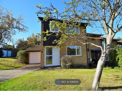 End terrace house to rent in Kennedy Gardens, Sevenoaks TN13