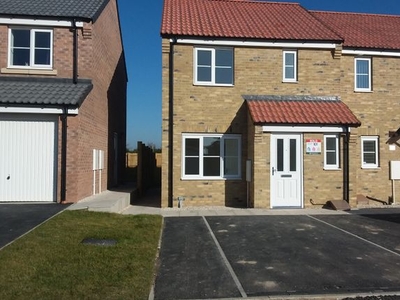 End terrace house to rent in President Place, Harworth, Doncaster DN11
