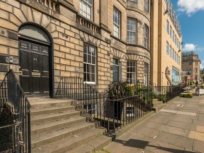 Flat for sale in 41/1 North Castle Street, New Town, Edinburgh EH2
