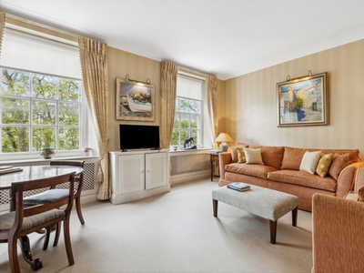Flat for sale in Lowndes Square, Knightsbridge SW1X