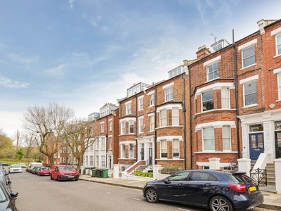 Flat for sale in Pilgrims Lane, Hampstead Village NW3