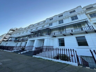 Flat to rent in 44 Sussex Square, Brighton BN2